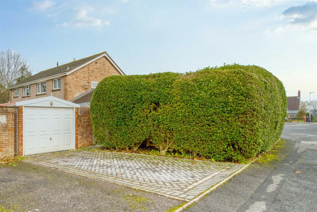 Additional property image - Bisdee Road, Hutton - BEAUTIFUL EXTENDED HOME