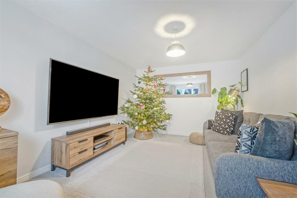 Additional property image - Tiger Moth Road, Weston-Super-Mare - SHOW HOME CONDITION