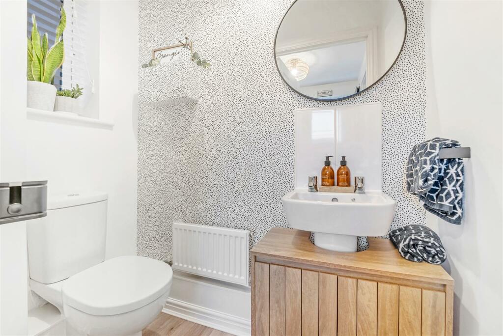 Additional property image - Tiger Moth Road, Weston-Super-Mare - SHOW HOME CONDITION