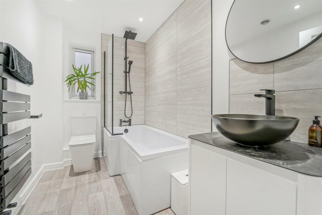 Additional property image - Tiger Moth Road, Weston-Super-Mare - SHOW HOME CONDITION