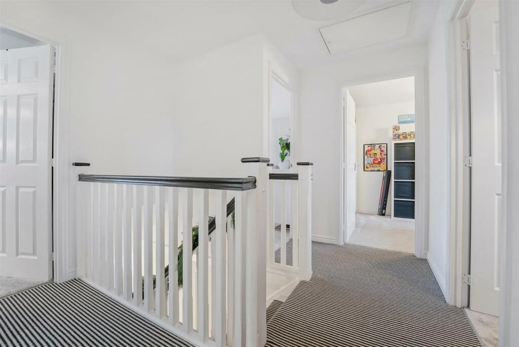 Additional property image - Tiger Moth Road, Weston-Super-Mare - SHOW HOME CONDITION