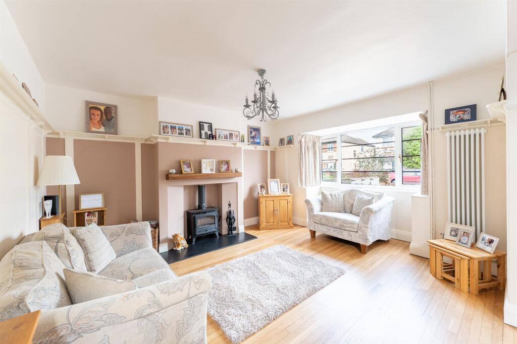 Additional property image - Addiscombe Road, Weston-Super-Mare - A MUST VIEW!