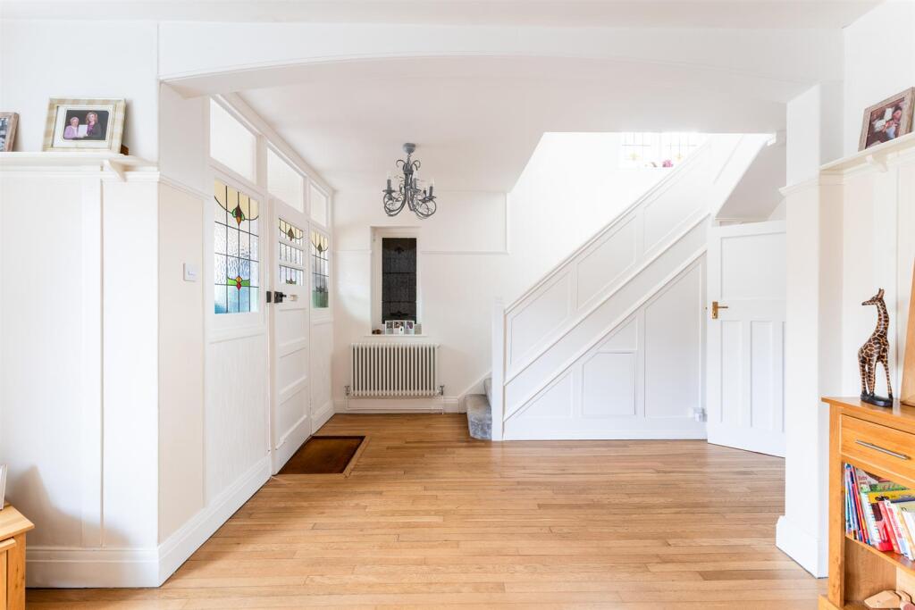 Additional property image - Addiscombe Road, Weston-Super-Mare - A MUST VIEW!