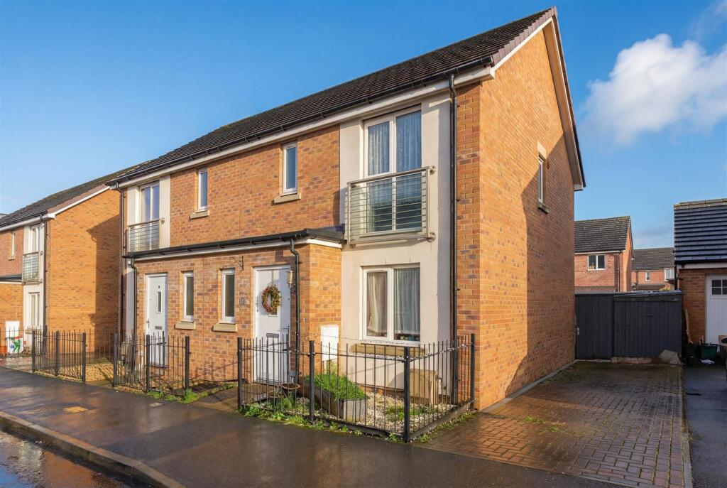 Main image of property: Hercules Road, Weston-Super-Mare - WELL PRESENTED