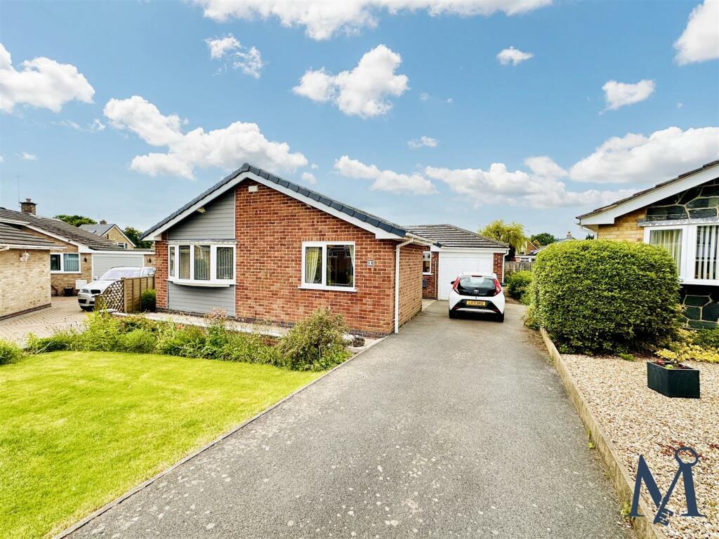 3 bedroom detached bungalow for sale in Grasmere, Coalville, LE67