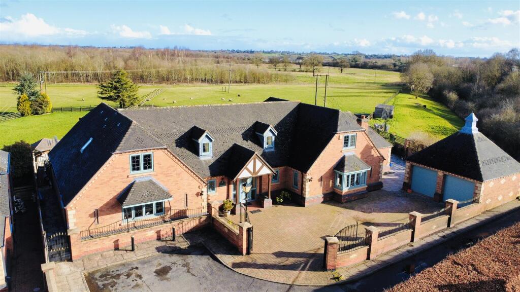 Main image of property: Horses Lane, Measham, Swadlincote