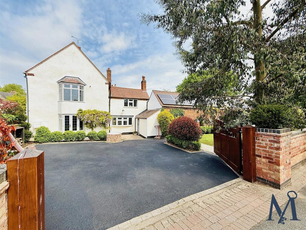 Main image of property: Main Street, Swannington, Coalville