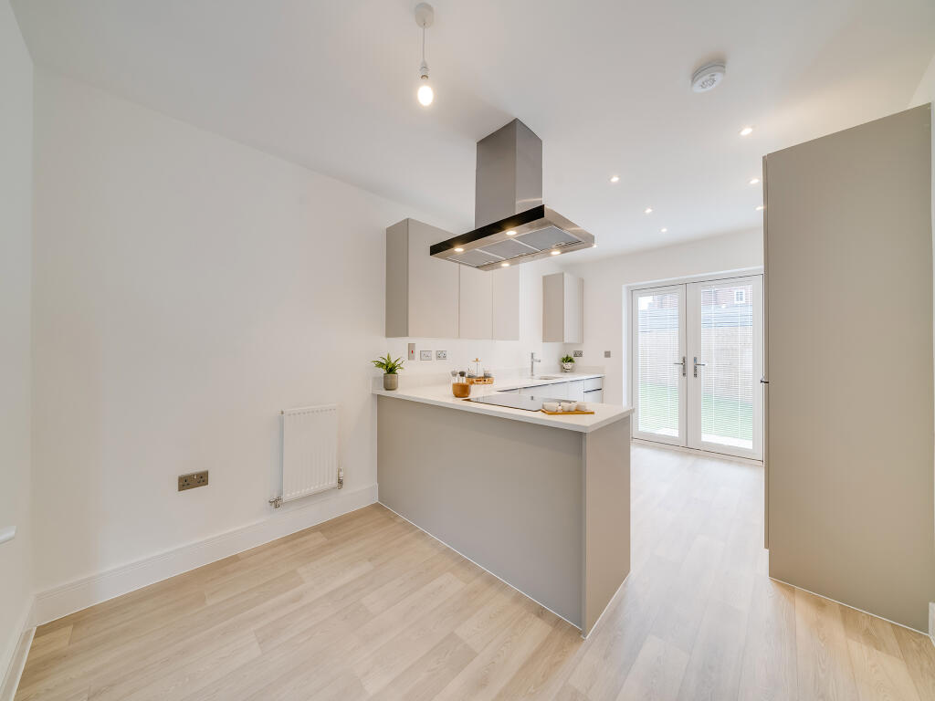 Additional property image - Kenilworth Gate, Leamington Road, Kenilworth, 
CV8 2AA