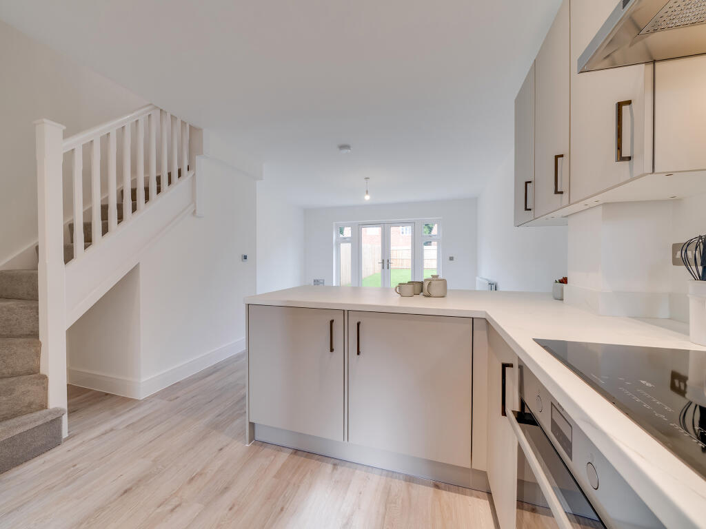 Additional property image - Kenilworth Gate, Leamington Road, Kenilworth, 
CV8 2AA