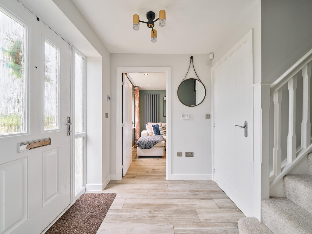 Additional property image - Kenilworth Gate, Leamington Road, Kenilworth, 
CV8 2AA