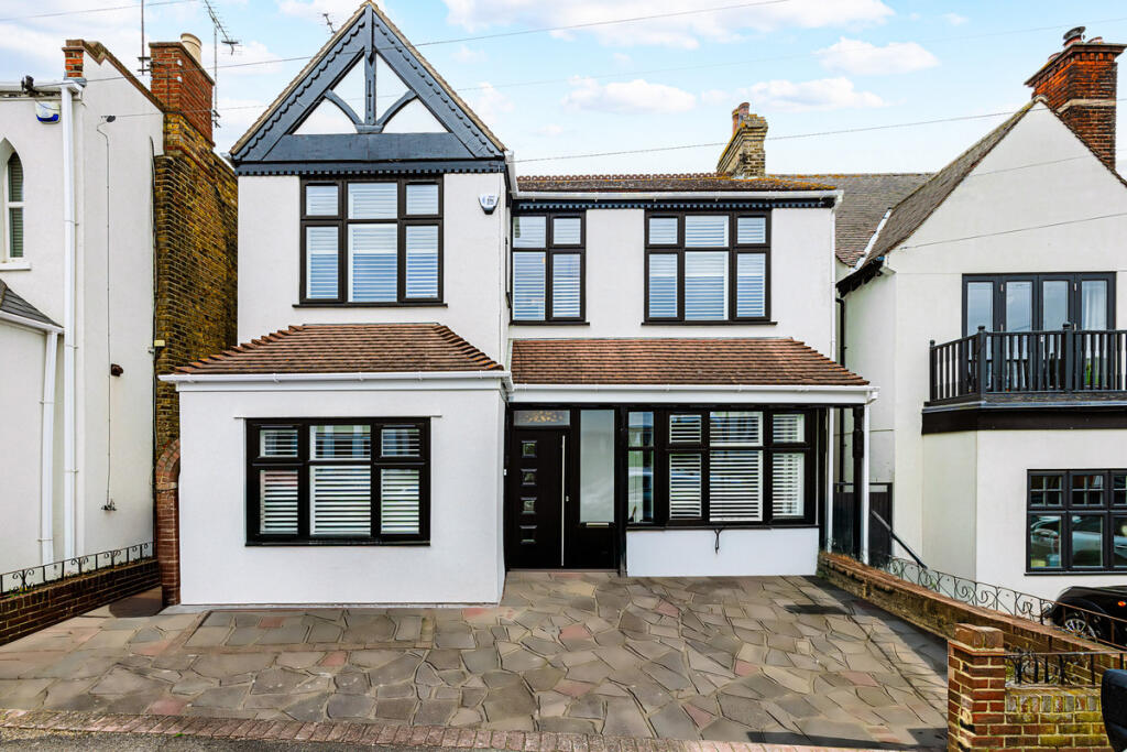 Main image of property: Cliff Road, Leigh-on-sea, SS9