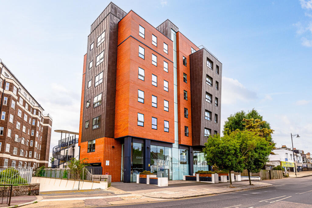 Main image of property: Rectory Grove, Leigh-on-sea, SS9