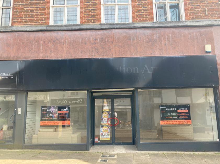 Main image of property: High Street, Leatherhead, Surrey, KT22