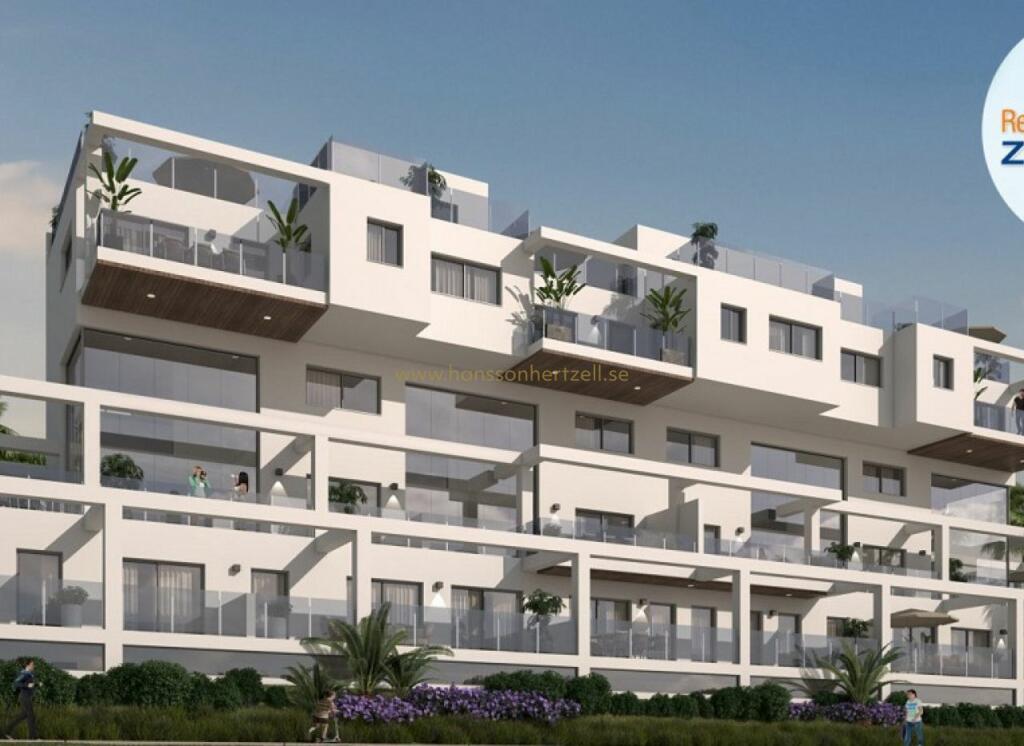 3 bedroom apartment for sale in La Zenia, Spain