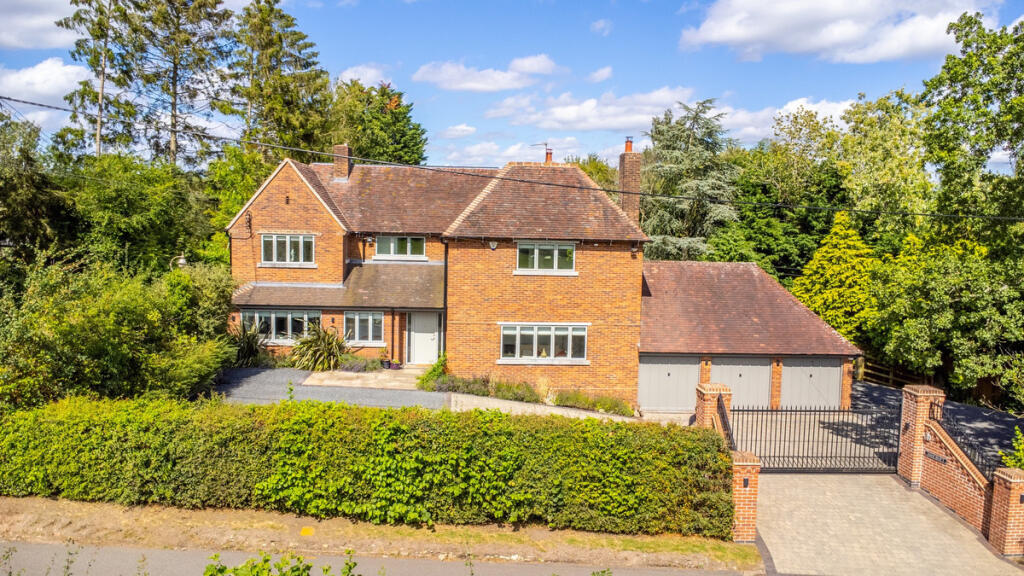 Main image of property: Vicarage Hill, Solihull, Tanworth-in-Arden B94 5EA