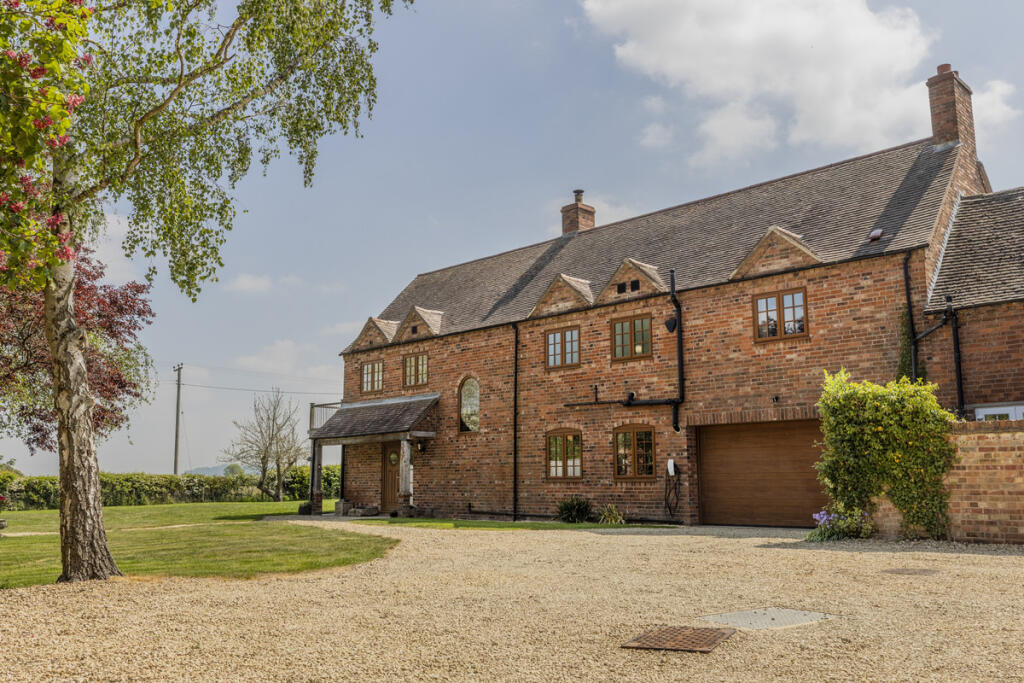 Main image of property: Buckle Street Honeybourne Evesham, Worcestershire, WR11 8QQ