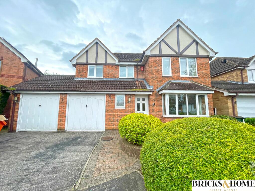 4 bedroom detached house for rent in Mount Pleasant, Oadby, Leicester, LE2