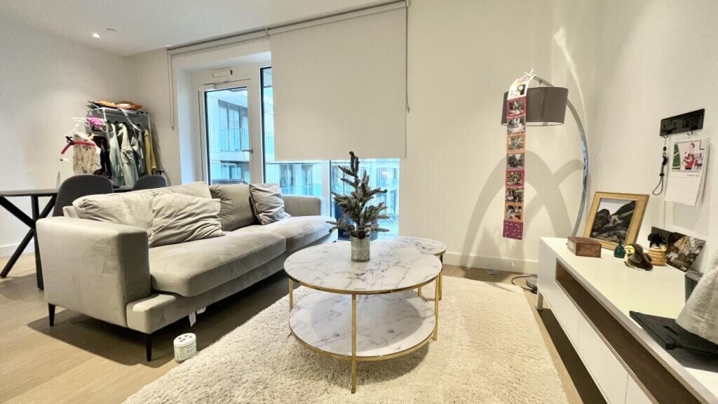 Main image of property: Bowery Apartment, Fountain Park Way, W12