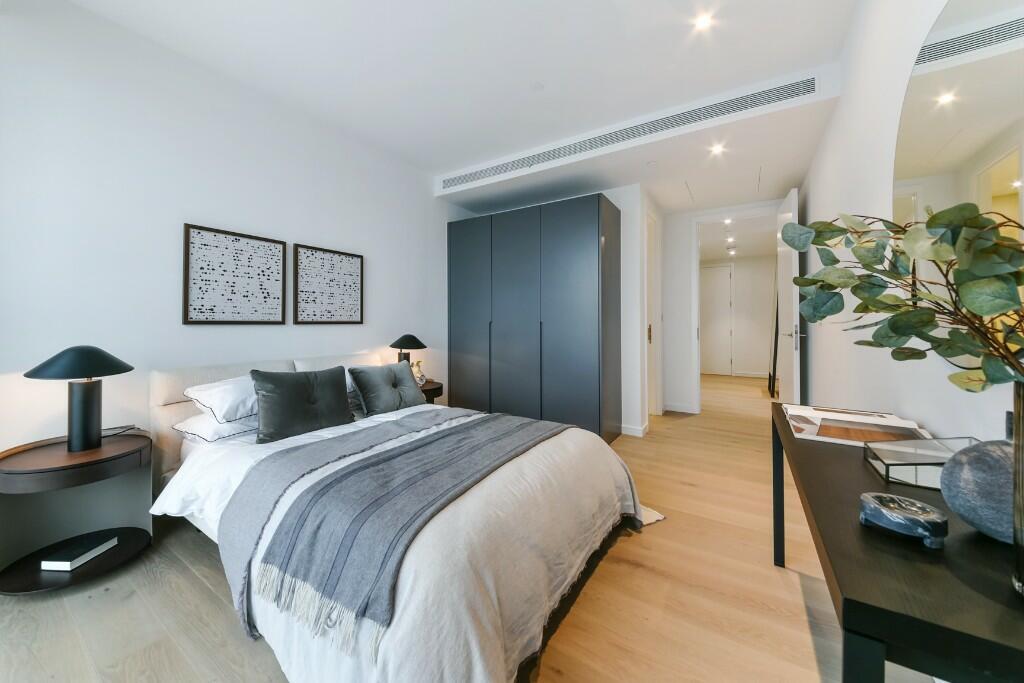 Main image of property: George Street, London, E14