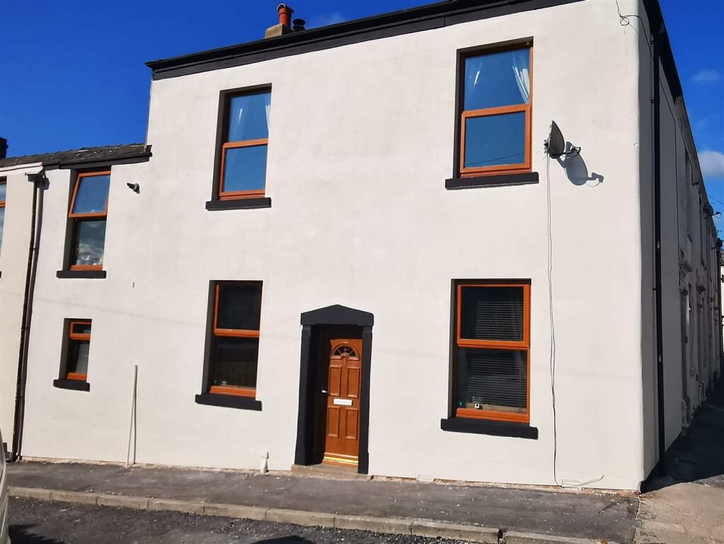 2 bedroom house for sale in Lune Street, Longridge, Preston, PR3