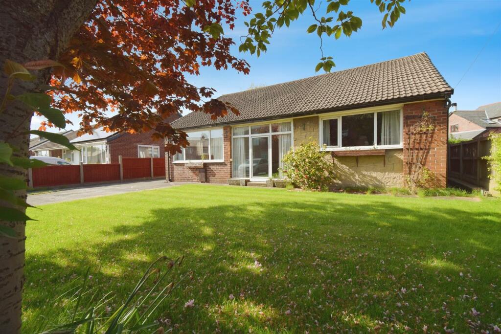 5 bedroom detached bungalow for sale in Whittingham Lane, Goosnargh