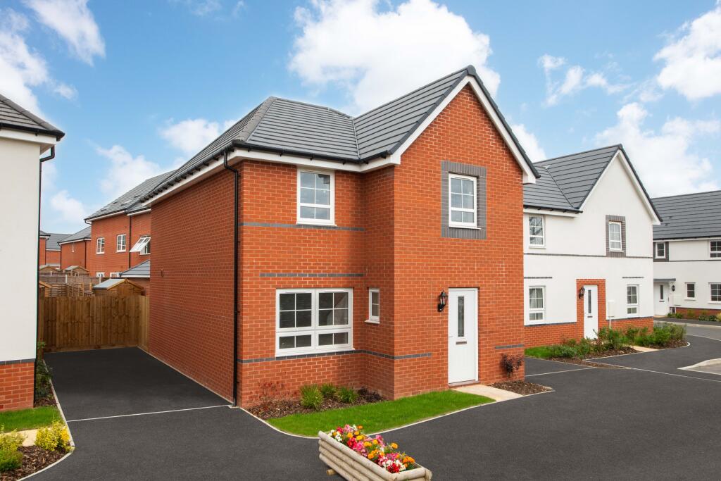 Main image of property: Low Road, 
Dovercourt, 
Essex, 
CO12 3TX