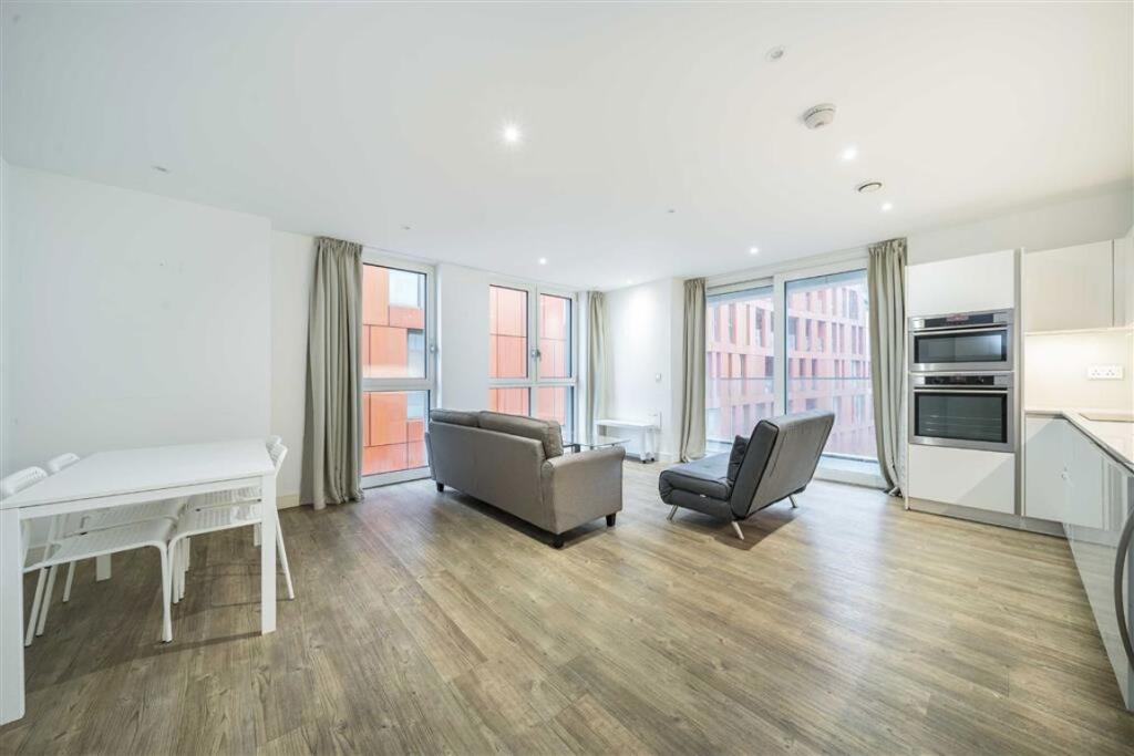 Main image of property: Cable Walk, Cable Walk, SE10