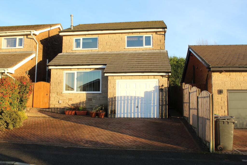 Main image of property: Linkside Avenue, Nelson, BB9