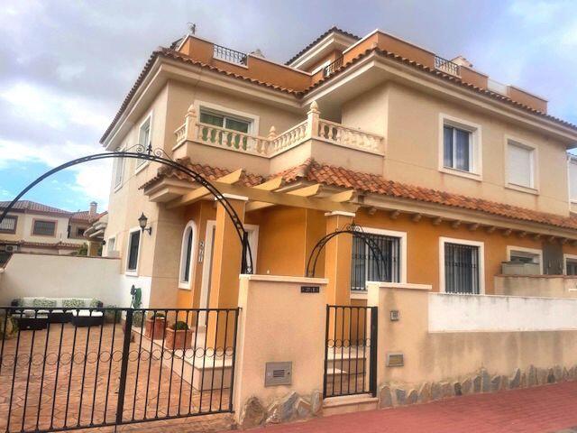 Main image of property: Valencia, Alicante, Torre de la Horadada