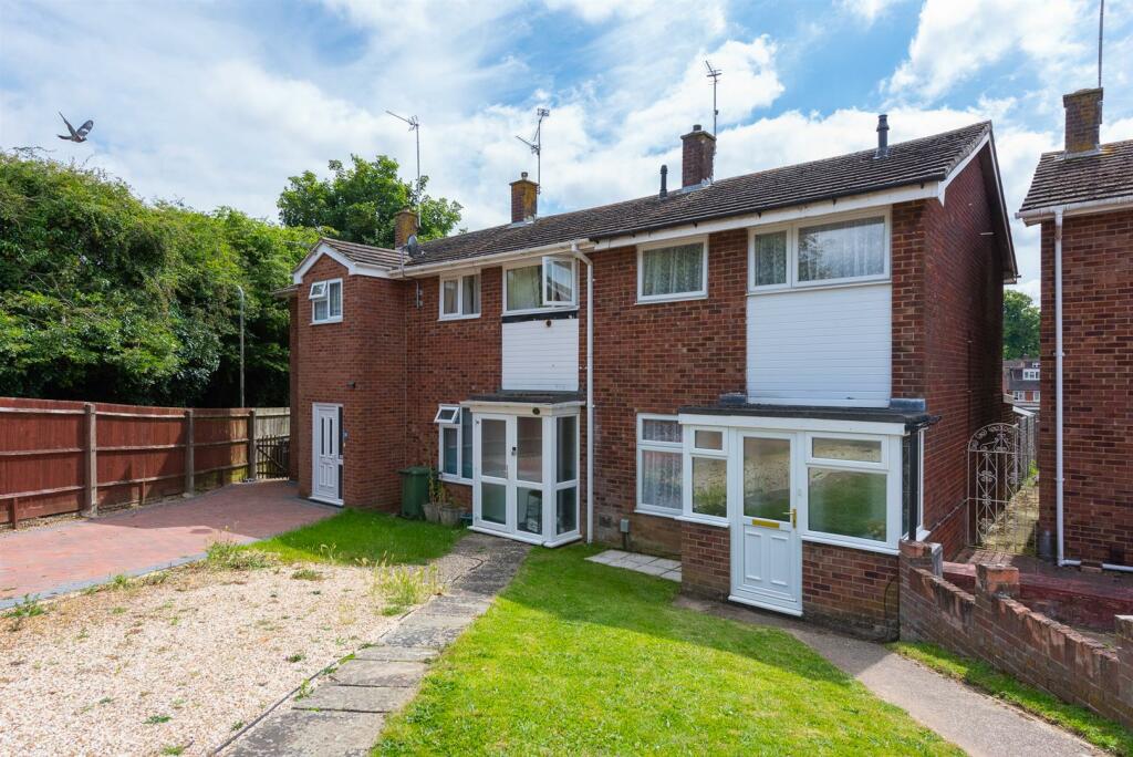 Main image of property: Budds Close, Basingstoke