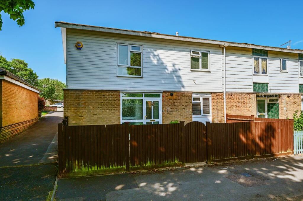 Main image of property: Glastonbury Close, Basingstoke