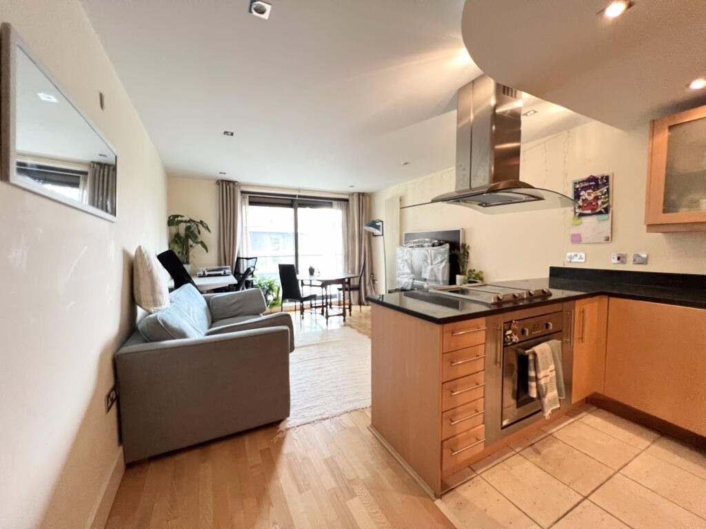 Main image of property: Millharbour, Canary Wharf, E14