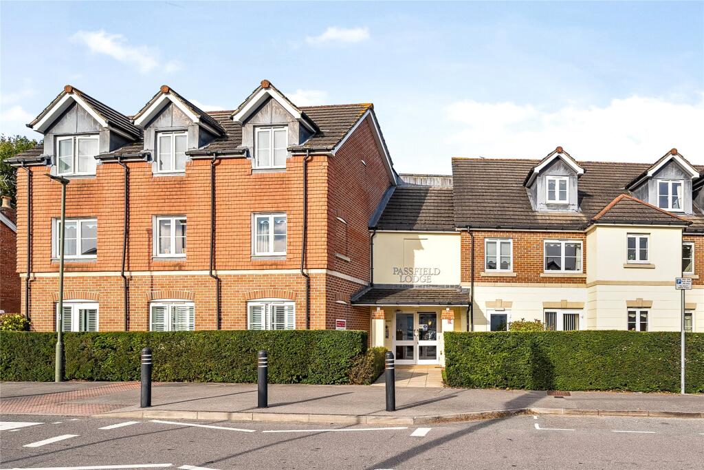 Main image of property: Passfield Lodge, Guildford Road, Gu185RY