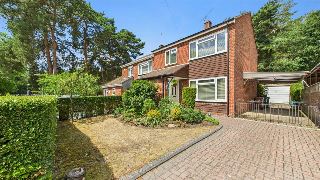 Main image of property: The Avenue, Lightwater, Surrey, GU18