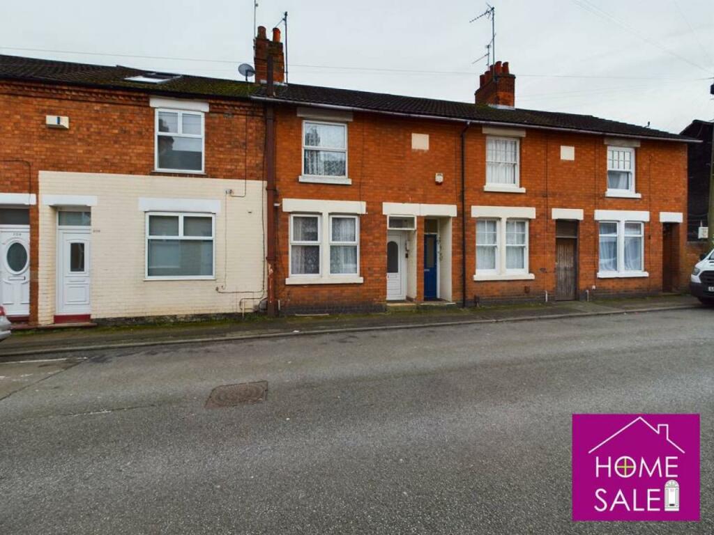 3 bedroom terraced house for rent in Havelock Street, Kettering, NN16