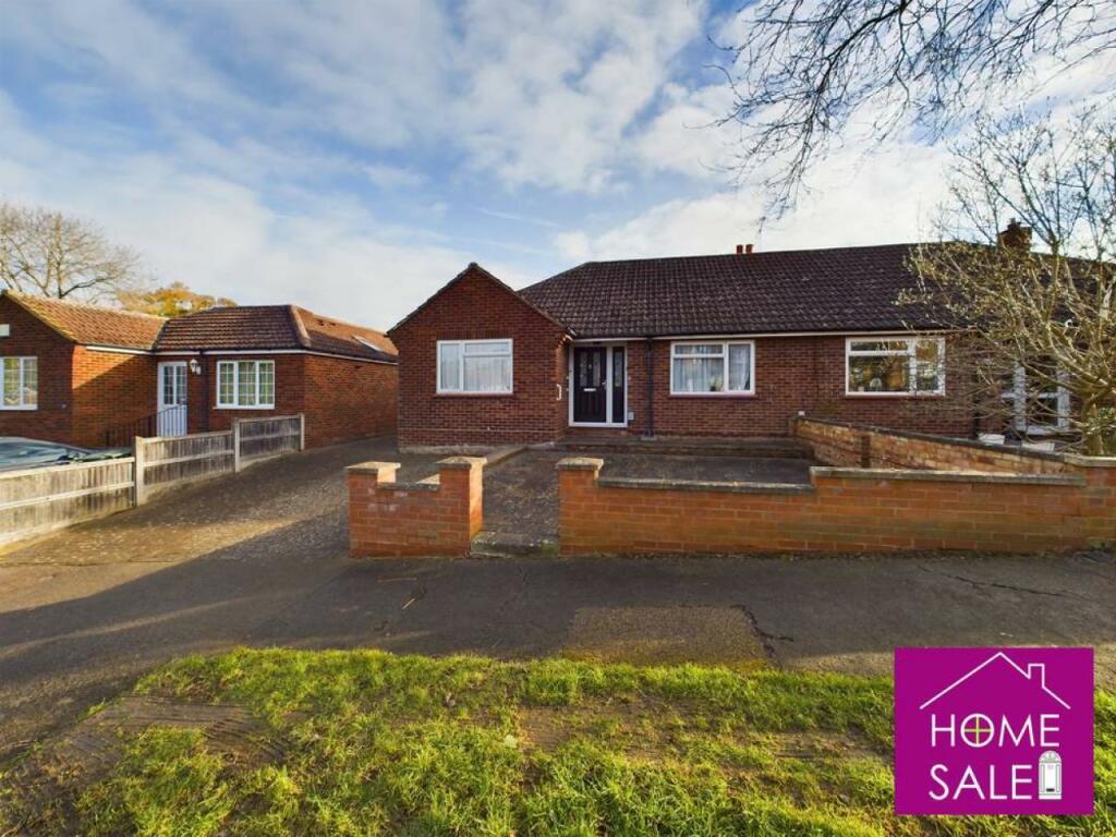 2 bedroom semidetached house for sale in Trevor Drive, Bromham, MK43