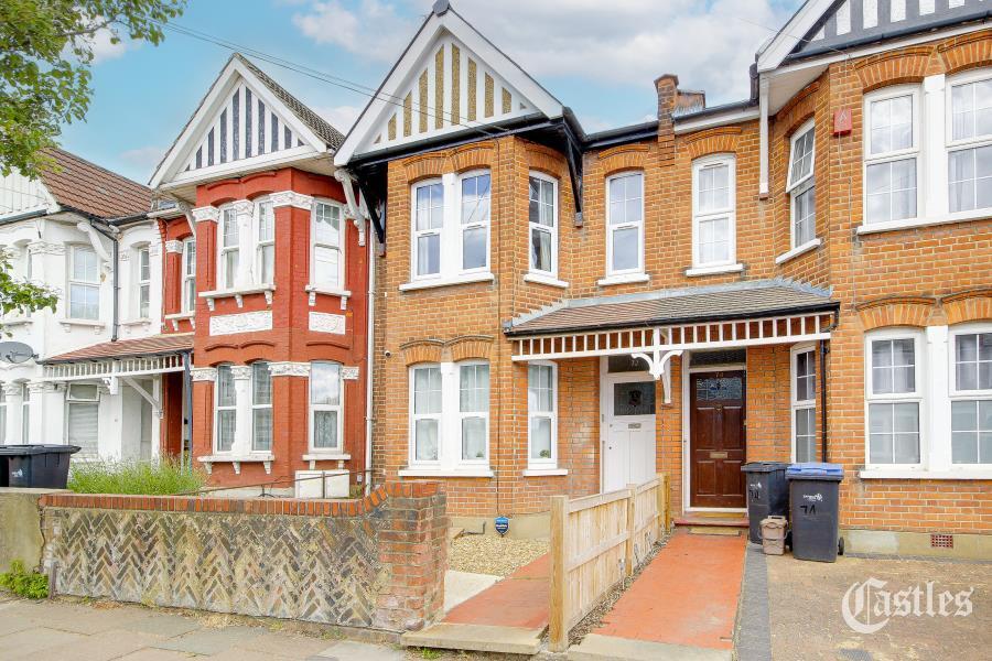 Main image of property: Park Avenue, Palmers Green, N13