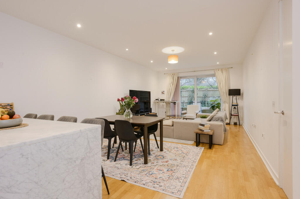 Main image of property: Melliss Avenue,Kew Riverside,TW9