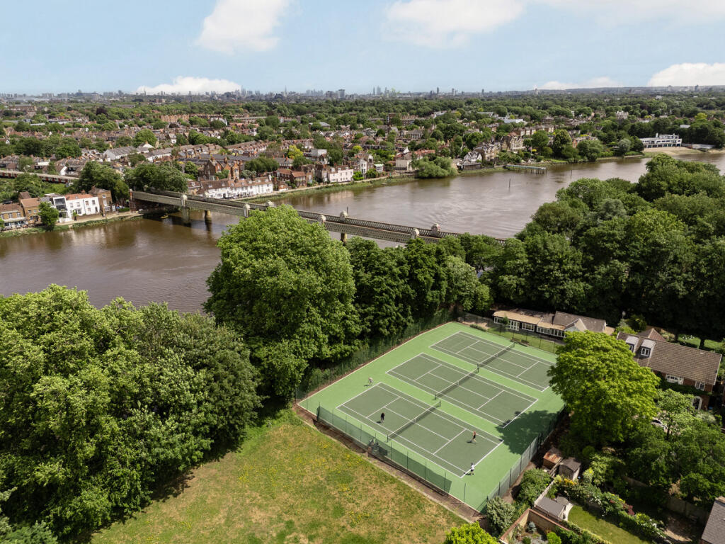 Main image of property: Bushwood Road, Kew, TW9