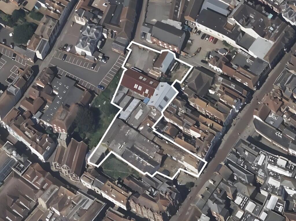 Main image of property: 46-47 High Street, Canterbury, Kent, CT1 2SD