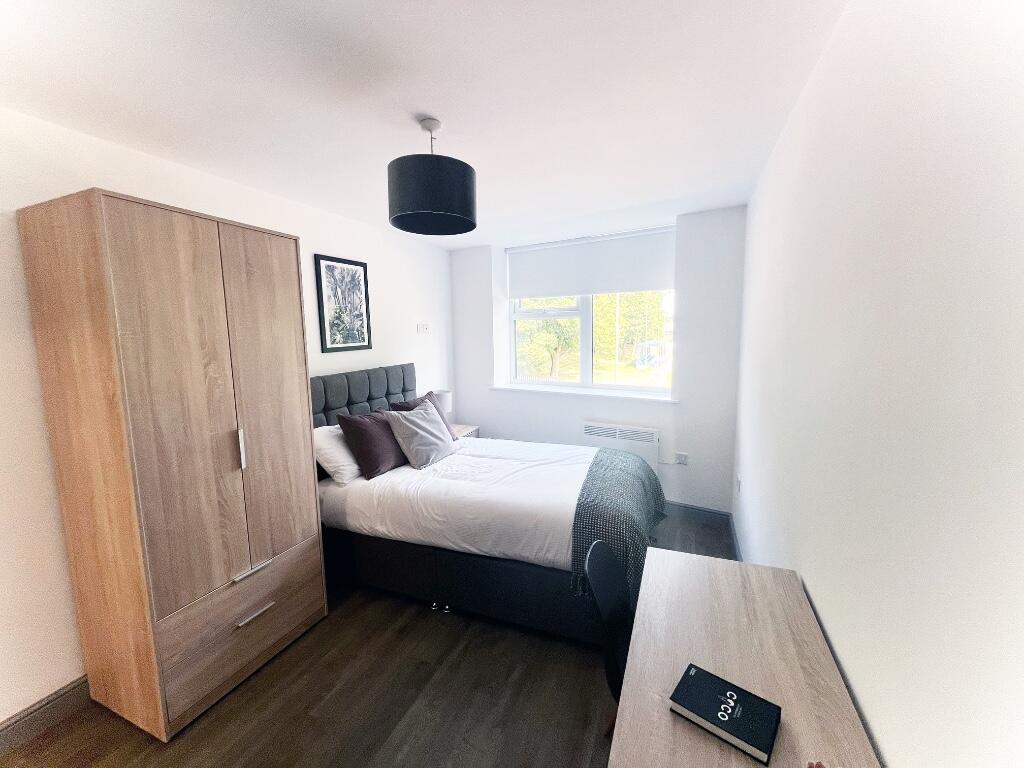 Main image of property: Leeds Road, Castleford, West Yorkshire, WF10