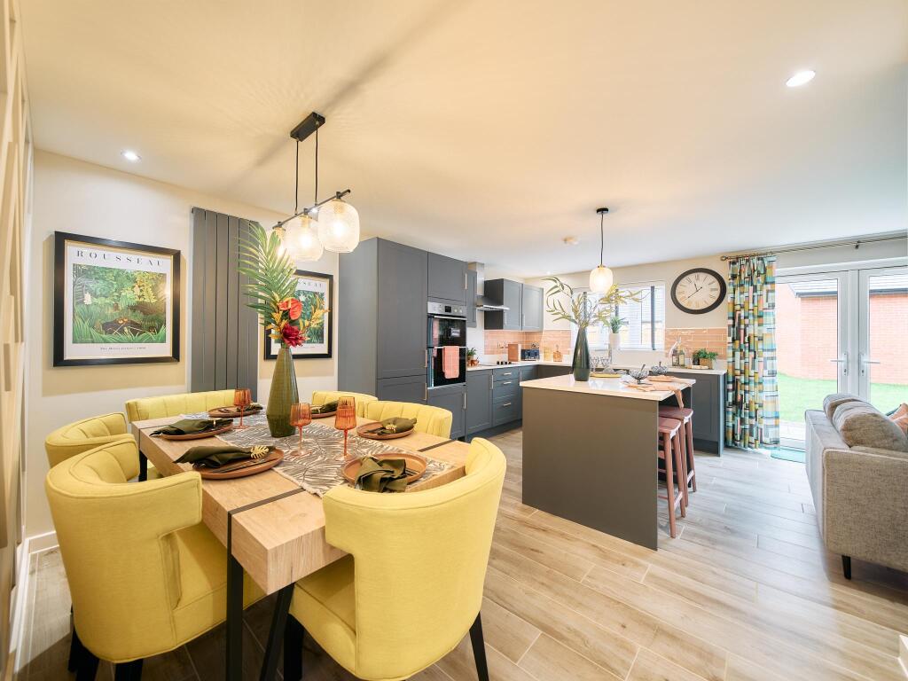Additional property image - Sonnet Park, 
Banbury Road, 
Stratford-upon-Avon, 
Warwickshire, 
CV37 7GY