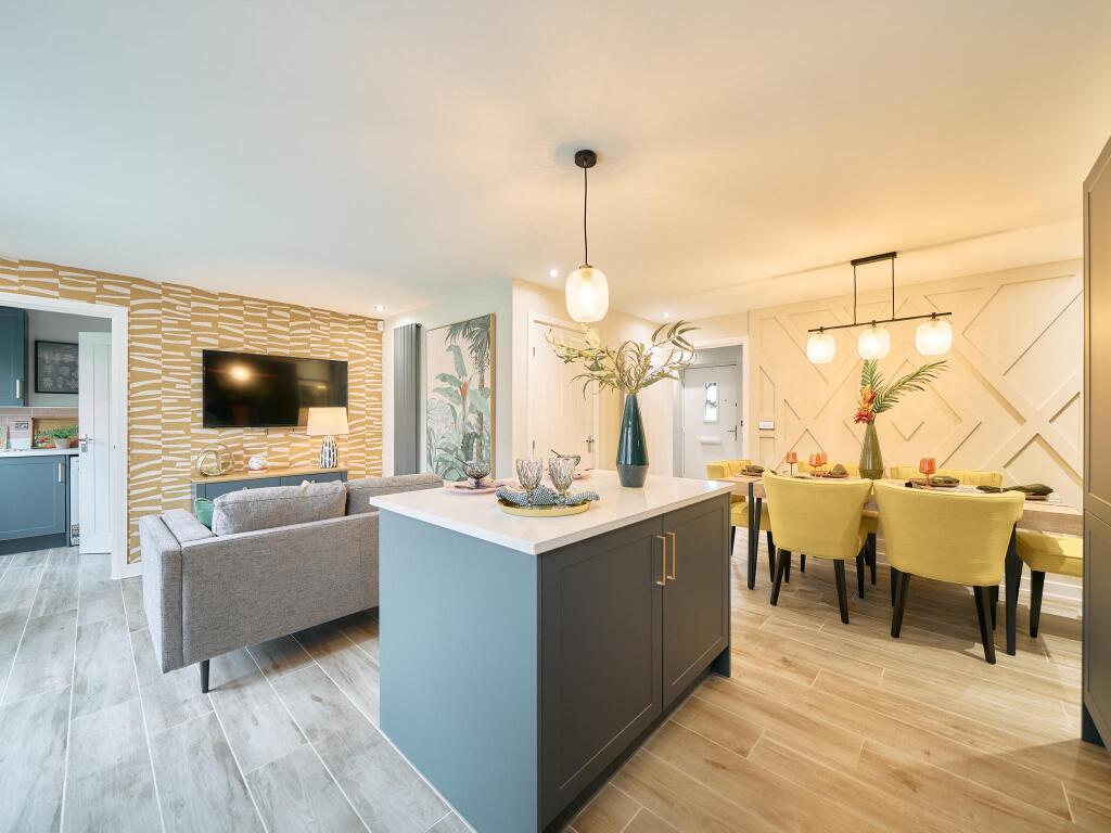 Additional property image - Sonnet Park, 
Banbury Road, 
Stratford-upon-Avon, 
Warwickshire, 
CV37 7GY