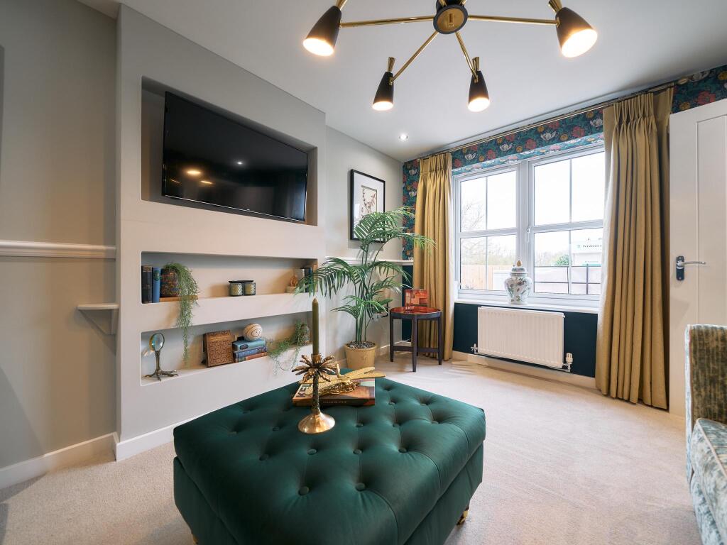 Additional property image - Sonnet Park, 
Banbury Road, 
Stratford-upon-Avon, 
Warwickshire, 
CV37 7GY