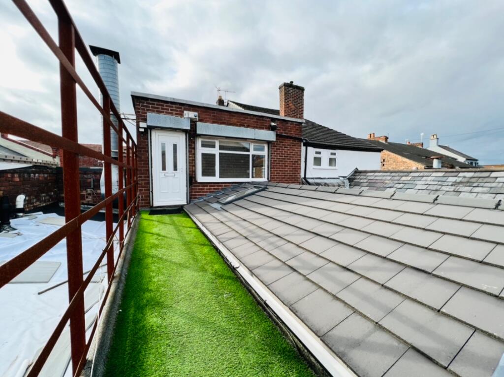 Main image of property: Green Lane, Ashton upon Mersey, Sale, Manchester M33