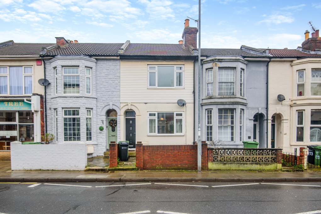 3 bedroom terraced house for sale in New Road, Portsmouth, Hampshire, PO2
