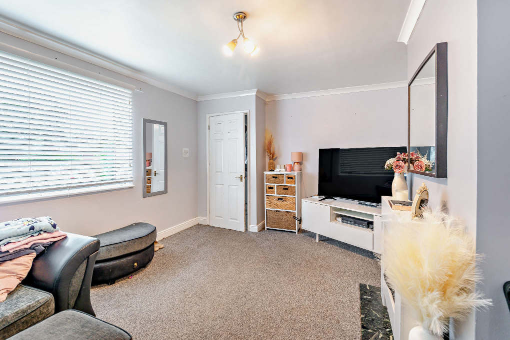 Additional property image - Haddon Road, Leamington Spa, Warwickshire, CV32