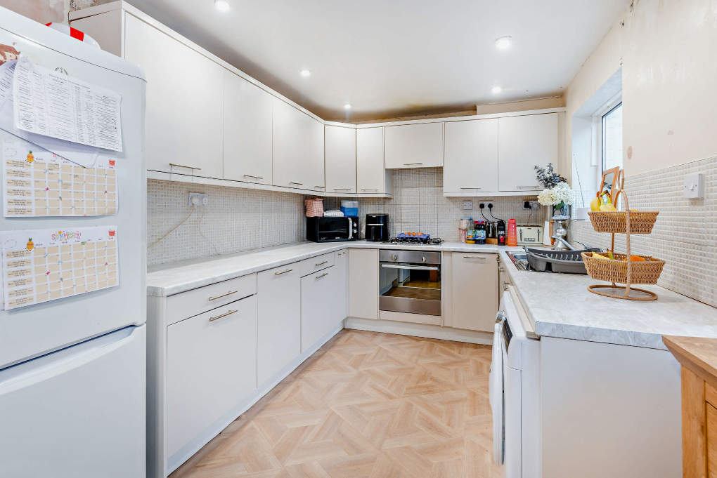 Additional property image - Haddon Road, Leamington Spa, Warwickshire, CV32