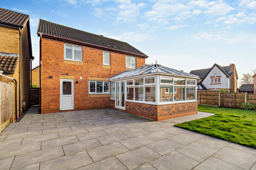 Additional property image - Spruce Crescent, Bury, Greater Manchester, BL9