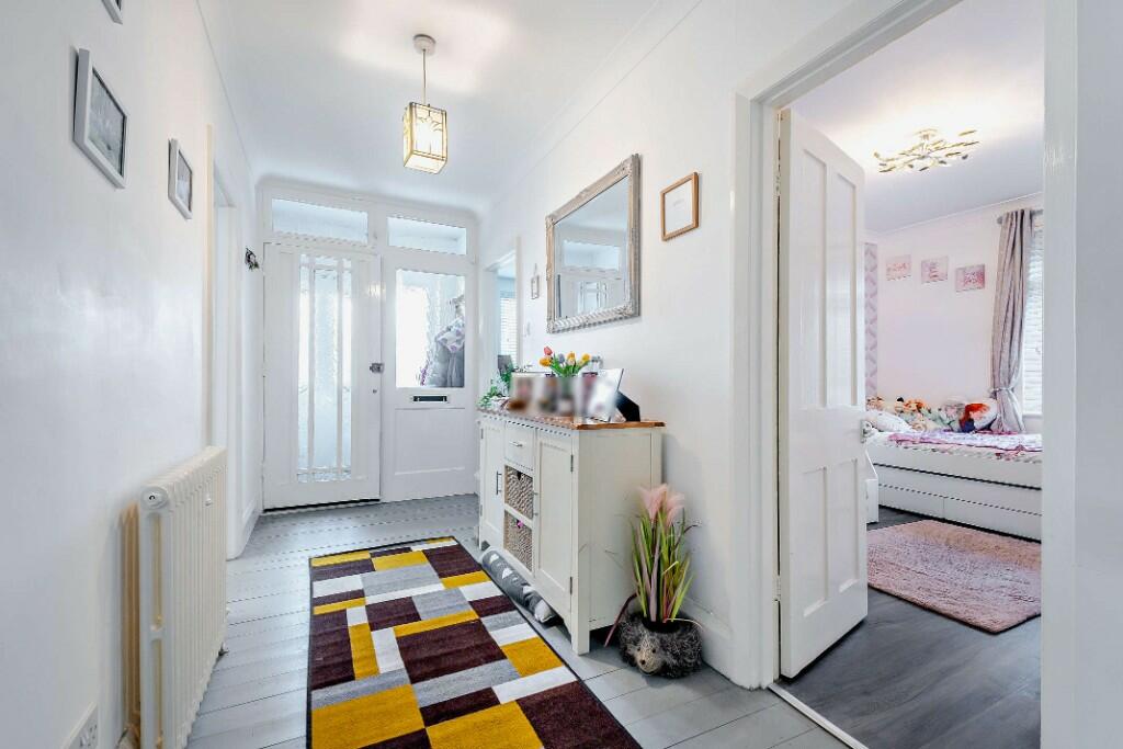 Additional property image - Lansdowne Road, Littlehampton, West Sussex, BN17